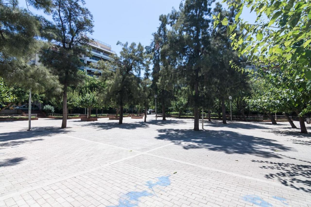 Spacious Two Bedroom Apartment In Central Location Athènes Extérieur photo