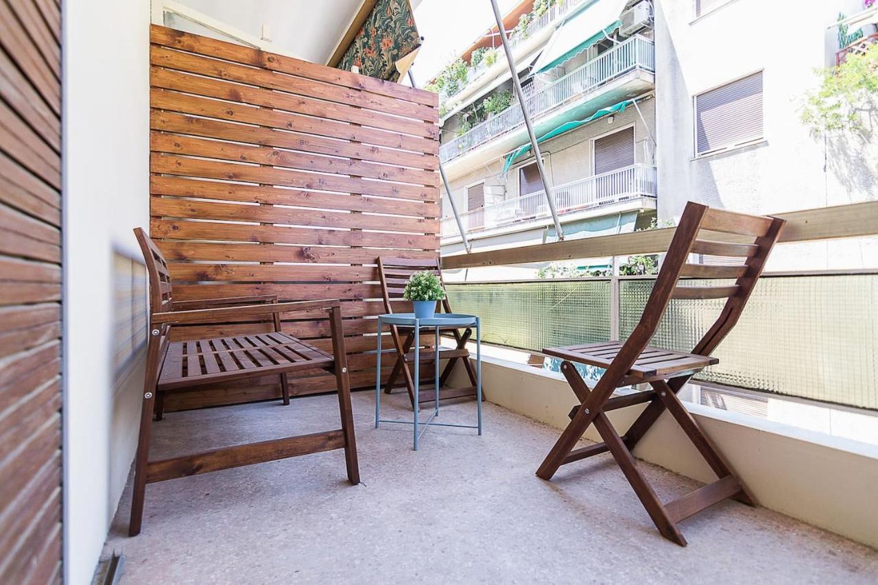 Spacious Two Bedroom Apartment In Central Location Athènes Extérieur photo