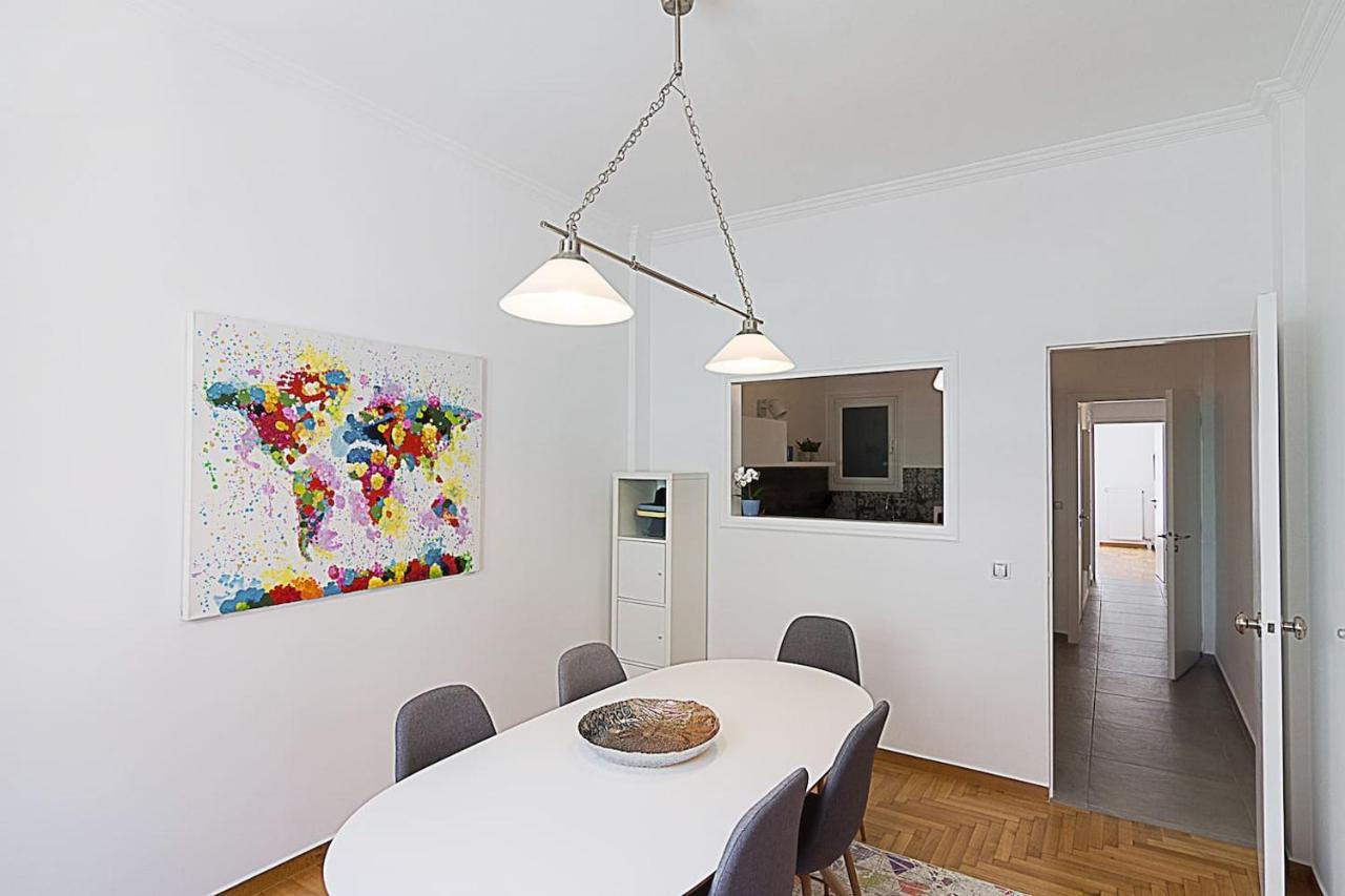 Spacious Two Bedroom Apartment In Central Location Athènes Extérieur photo